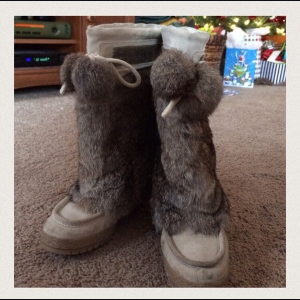 Authentic Coach Fur Boots